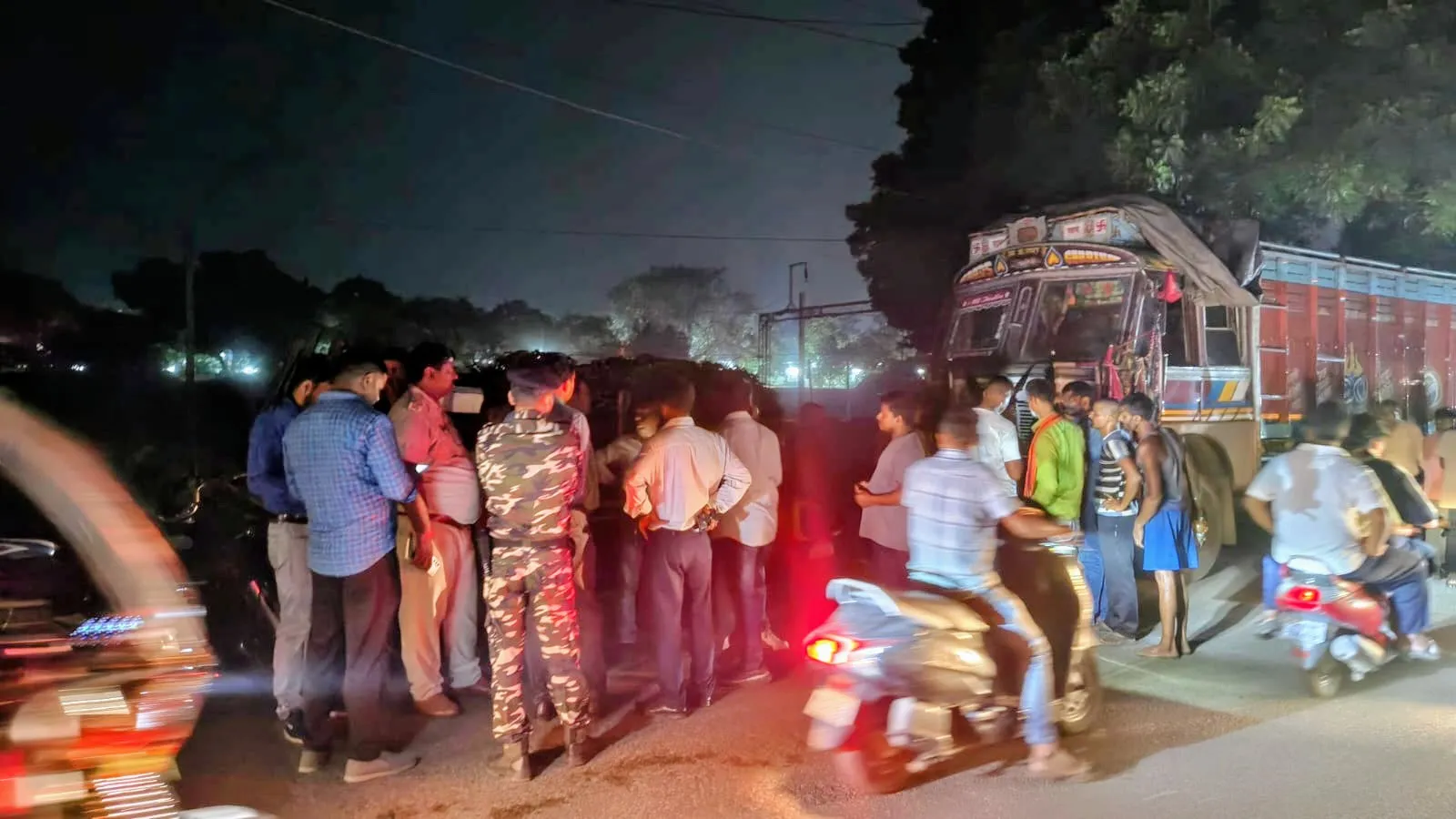 मधुबन कोल वाशरी में हैंड लोडिंग शुरू कर स्थानीय बेरोजगारों को नियोजित किया जाए : अरूप चटर्जी 