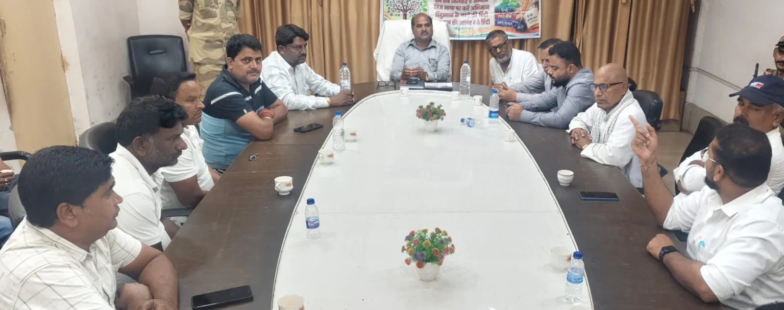 धनबाद : फुलारीटांड़ में 15 घंटे बाद शुरू हुआ 7 पेंच व शताब्दी परियोजना का काम