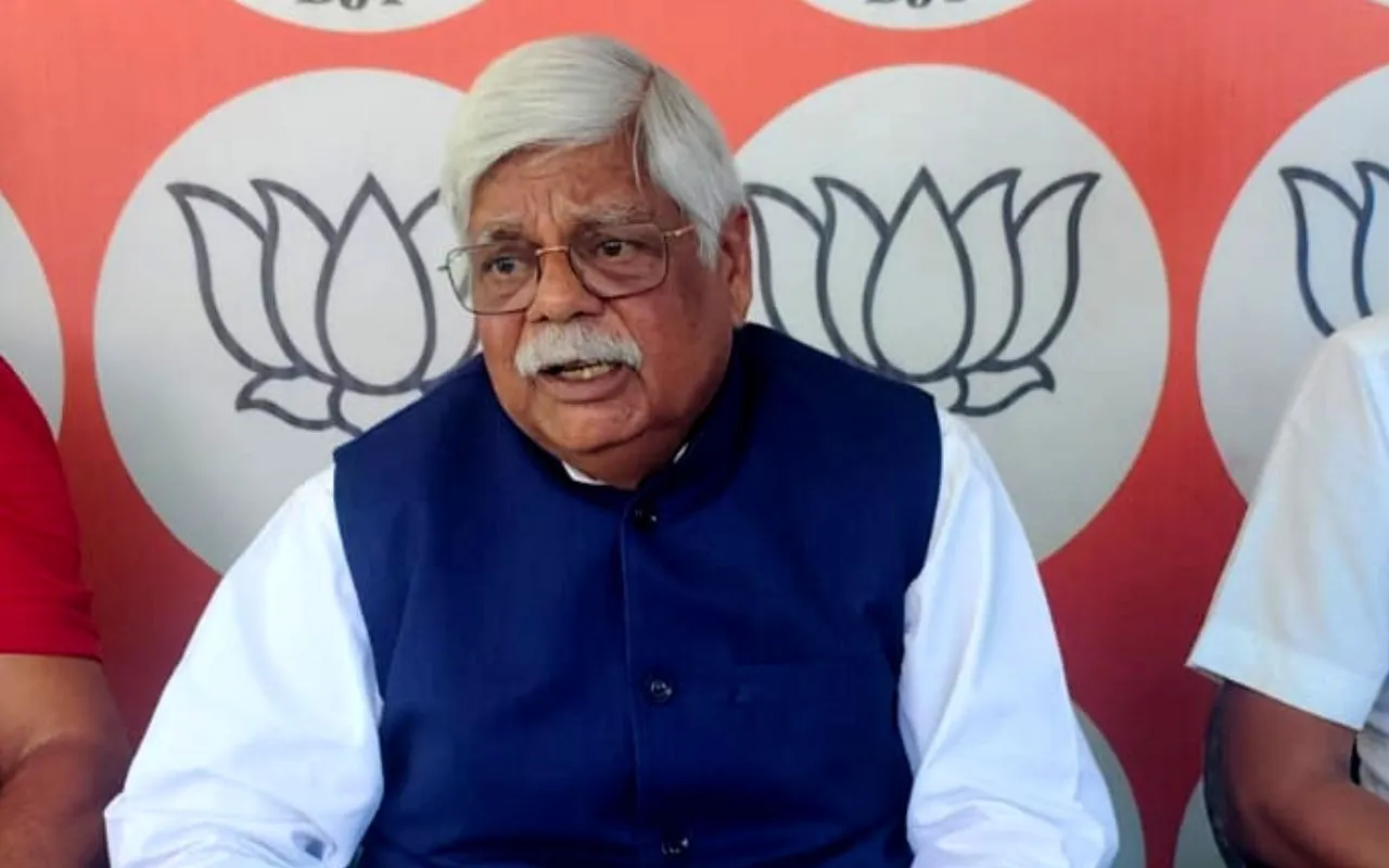 पलामू संसदीय क्षेत्र में रेल सुविधाओं के विस्तार एवं यात्री सुविधाओं के सुदृढ़ीकरण को लेकर महाप्रबंधक, पूर्व मध्य रेलवे से मुलाकात