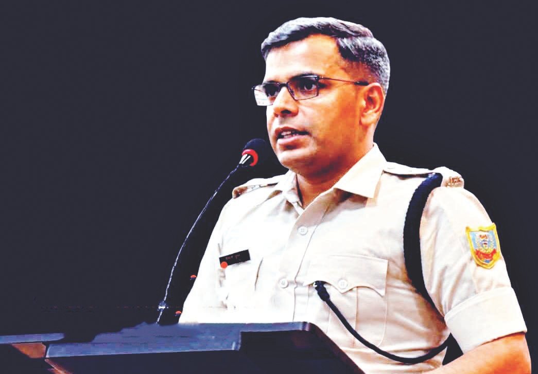 देश के 25 टॉप एसपी में धनबाद एसएसपी प्रभात कुमार