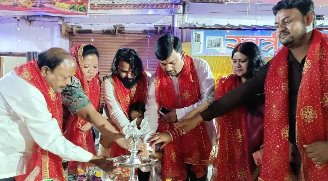 लोहरदगा : माँ दुर्गा के जयघोष से गूंजा हटिया गार्डेन