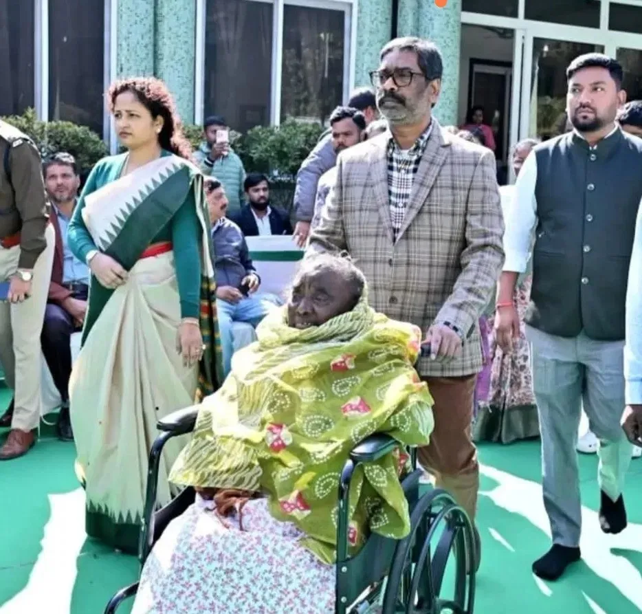 झारखंड : सीएम हेमंत की मां फिर बीमार, अस्पताल में भर्ती