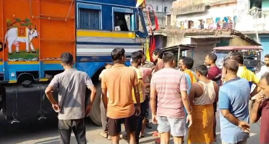 धनबाद : एफसीआई के चावल लदे ट्रक ने साइकिल सवार को कुचला, मौत
