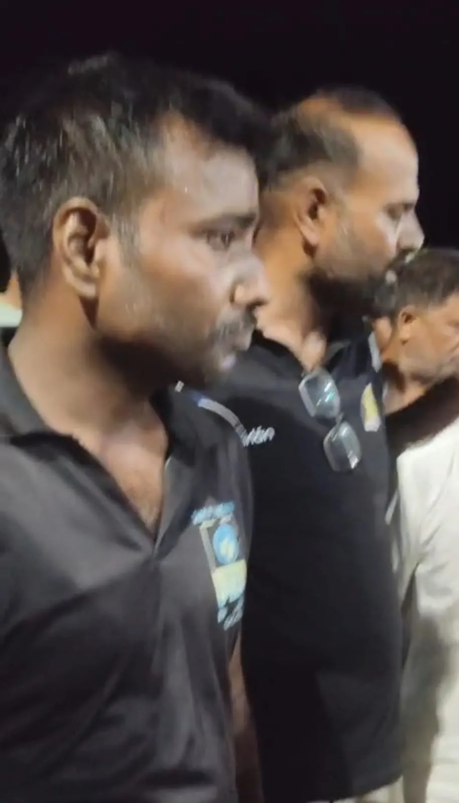 कोडरमा : साइड लेने के विवाद में ट्रक चालक को आधा किलोमीटर घसीटा, ग्रामीणों ने बचाई जान