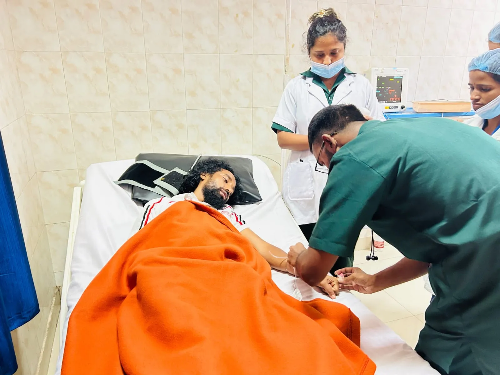 तबीयत बिगड़ने के कारण देवेन्द्र नाथ महतो सदर अस्पताल में भर्ती, इलाज जारी