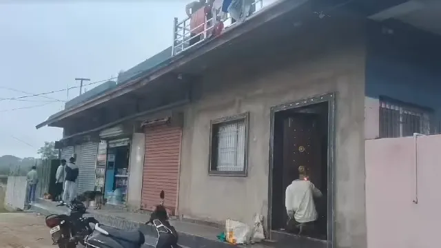 रांची : प्रेमनगर के संजय करमाली के आवास पर दुबे गिरोह की अंधाधुंध फायरिंग