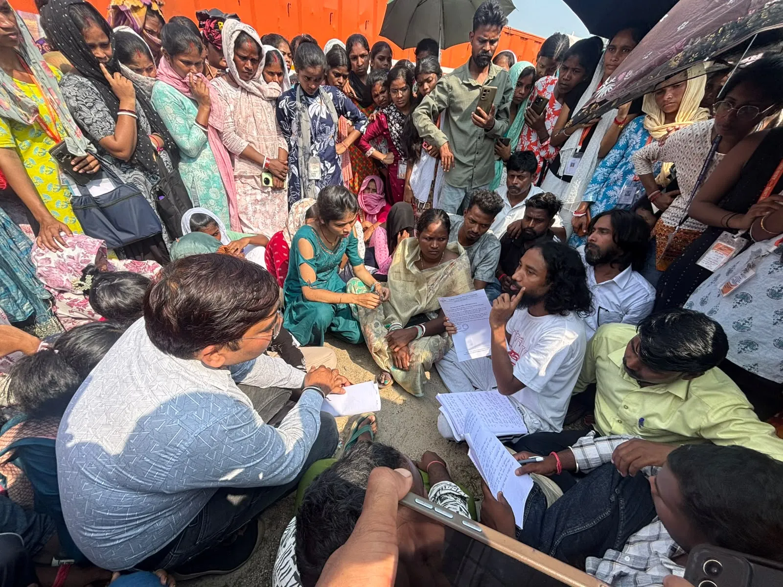 अर्बन डिजाइन कंपनी में मजदूरों का आंदोलन जारी, वार्ता बेनतीजा!